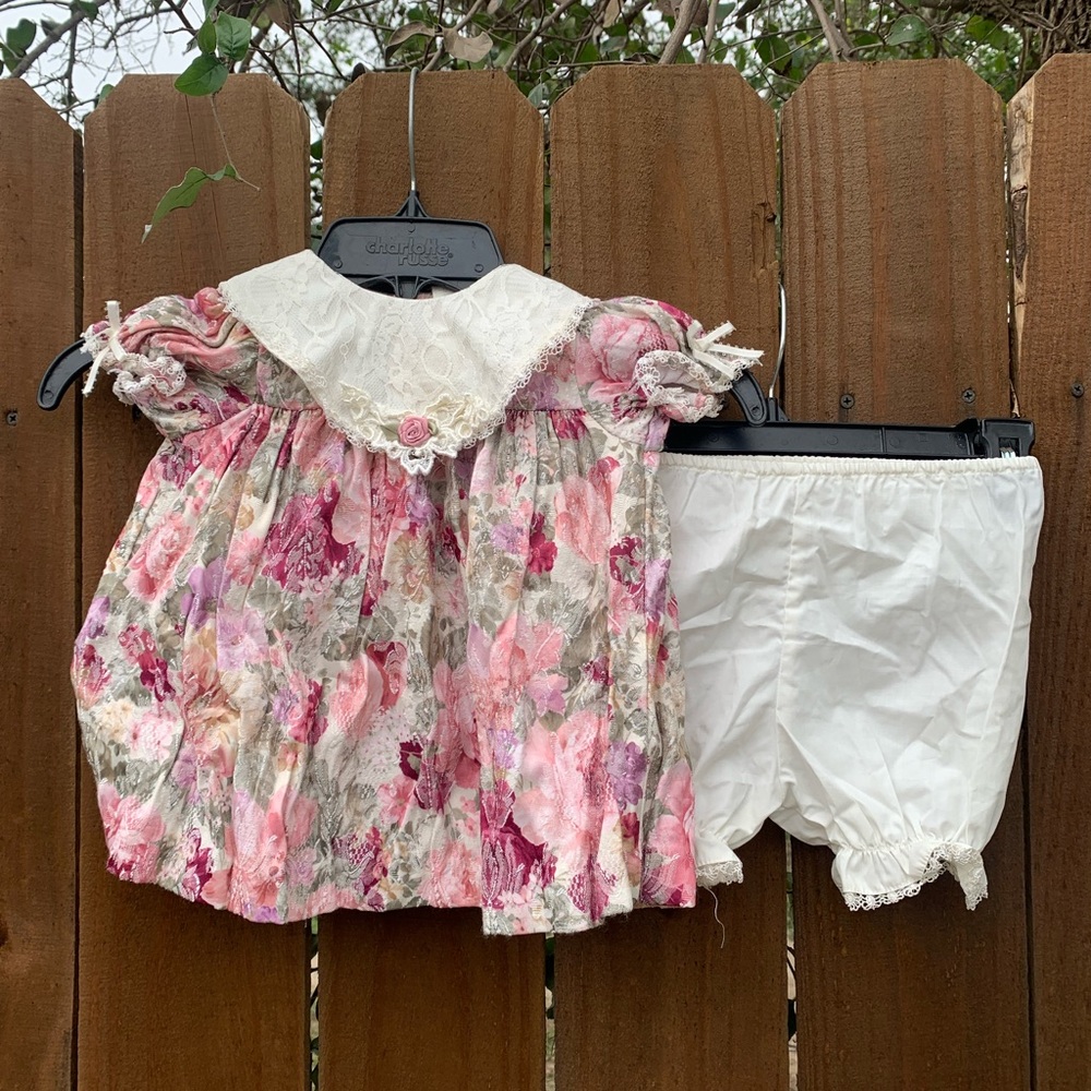 Vintage Floral baby dress 6/9M, Cute Cottagecore two pieces baby dress.